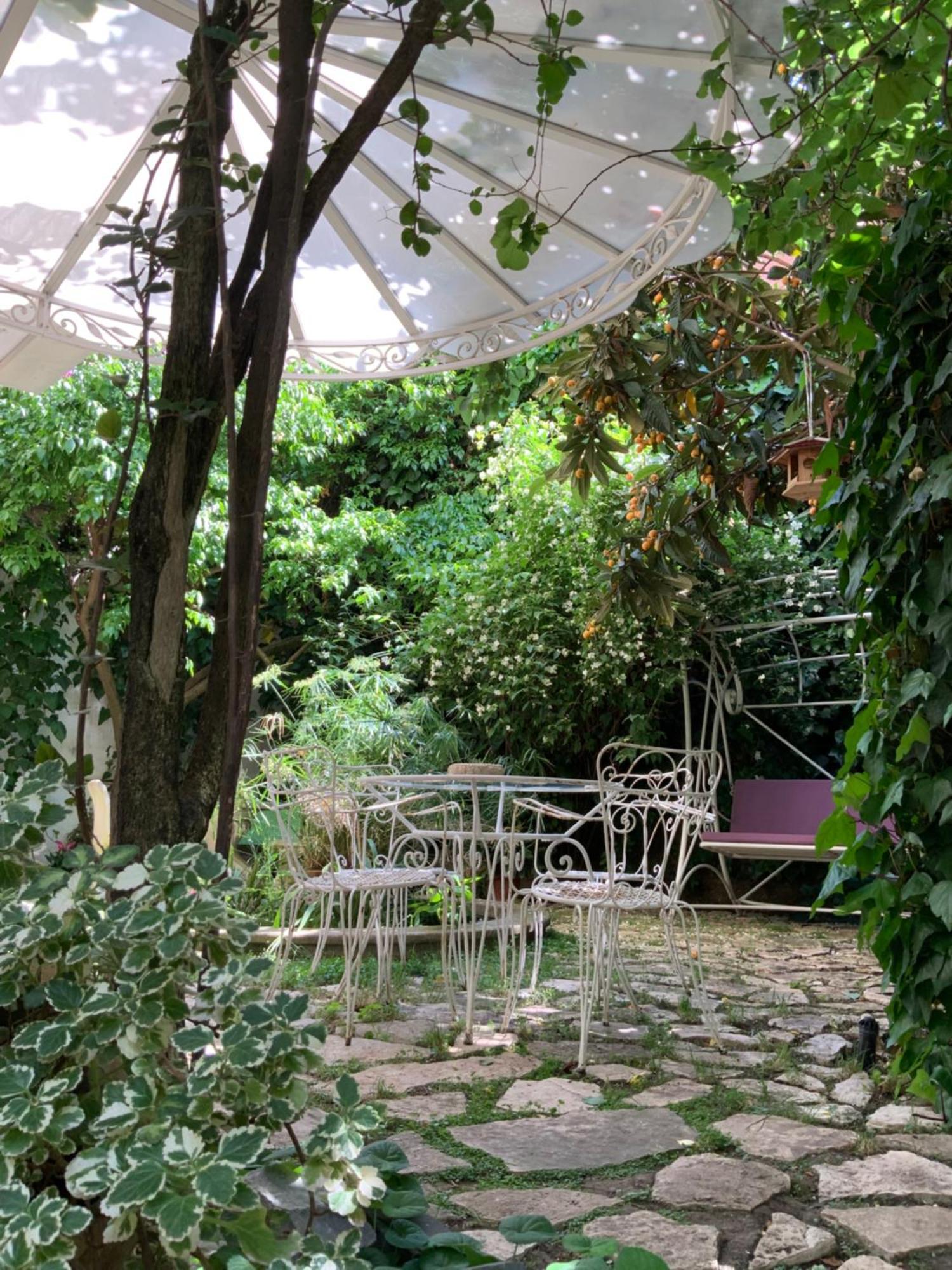 Vatican Fairytale Garden Рим Екстер'єр фото